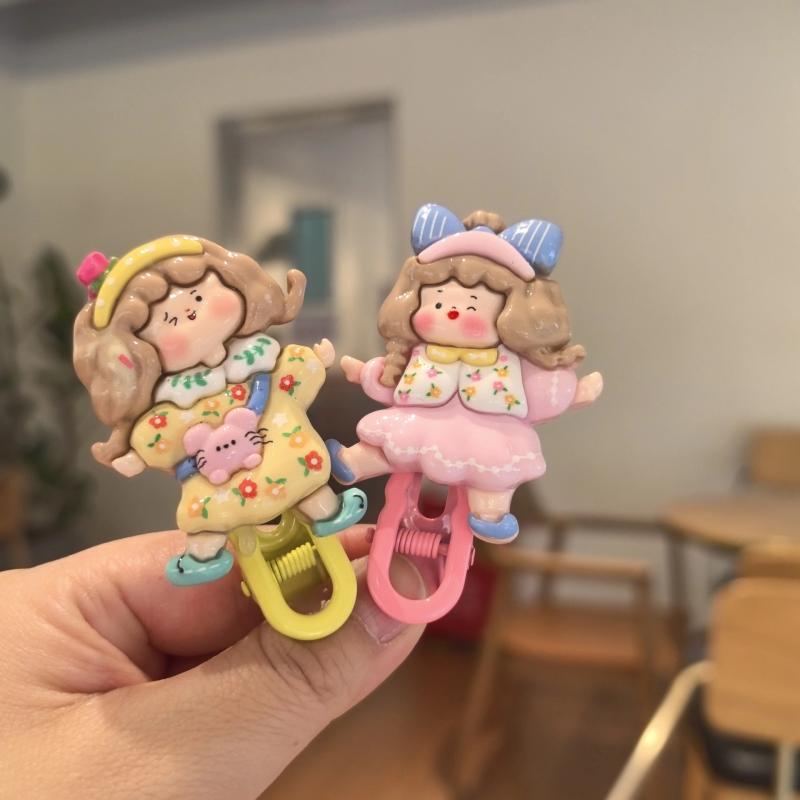 ・主な素材: 銅・処理プロセス: 手工・ヘアクリップ分類: BBクリップ・カラー展開: イエロー1個、ピンク1個、ペア・デザイン: 福字・スタイル: オリジナルデザイン・カテゴリ: ヘアアクセサリー・対象: 女性用