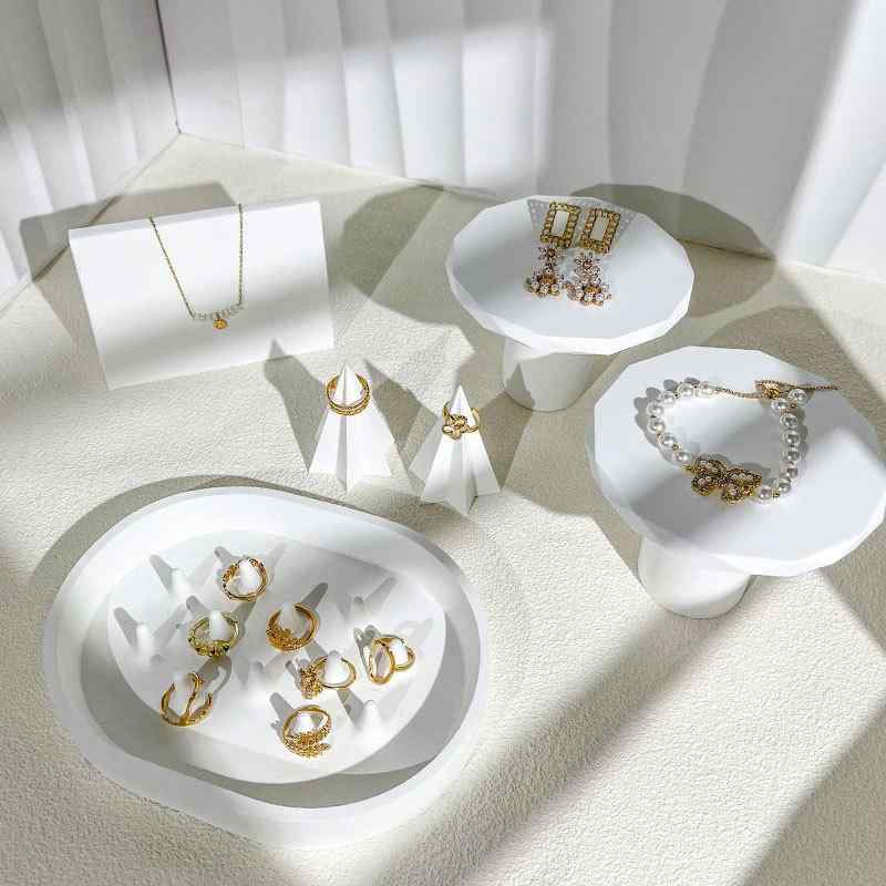 ジュエリースタンド 北欧風 石膏製 トレイ 指輪 ネックレス ピアス アクセサリー収納…