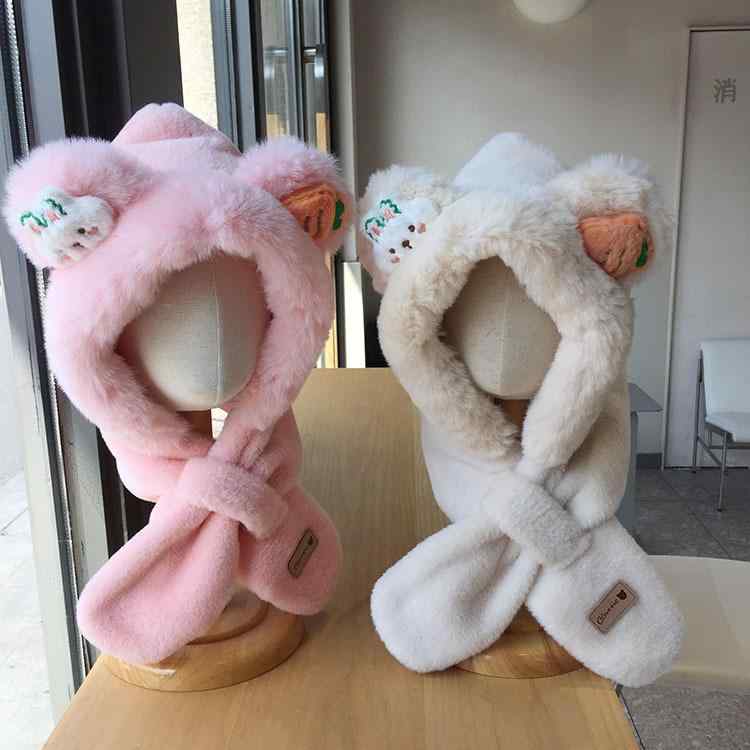 ・カテゴリ: ボアキャップ・スタイル: キュート・素材: ボア・つばの形状: つばなし・トップ形状: 円錐形・機能: 保温・防寒・モチーフ: アニマル・カラー展開: ピンク（白+オレンジ）、ベージュ（白+オレンジ）、カーキ（白+オレンジ）、ベージュ（黄+黄）、ピンク（ピンク+ピンク）・サイズ展開: 3-8歳・対象年齢: 4-6歳、8-10歳