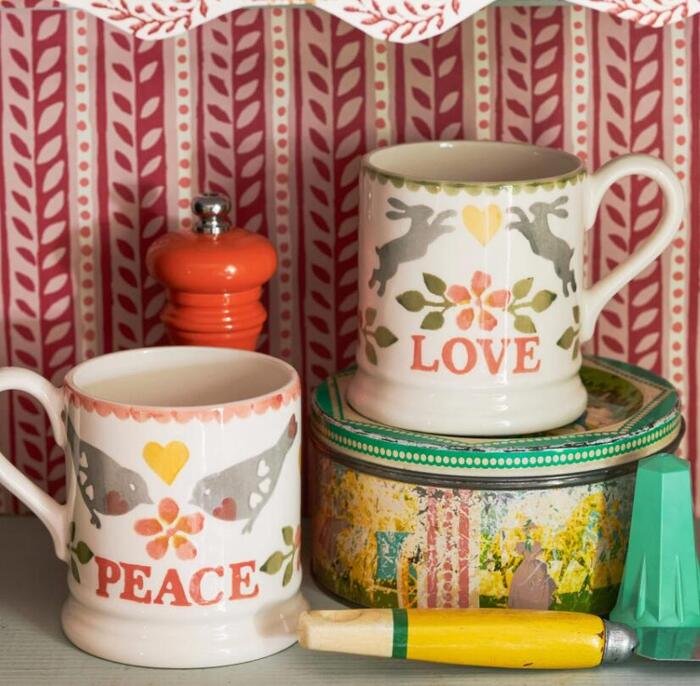 エマブリッジウォーターEmma Bridgewater　マグセット（箱付き）Lovebirds Coral Set Of 2 1/2 Pint Mugs Boxed