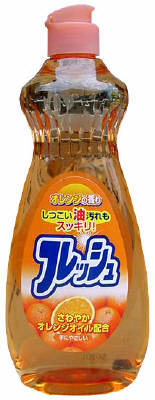 【訳あり・在庫処分】ロケツト石鹸 オレンジオイル配合フレッシュ　600ml ×1個【食器用洗剤】