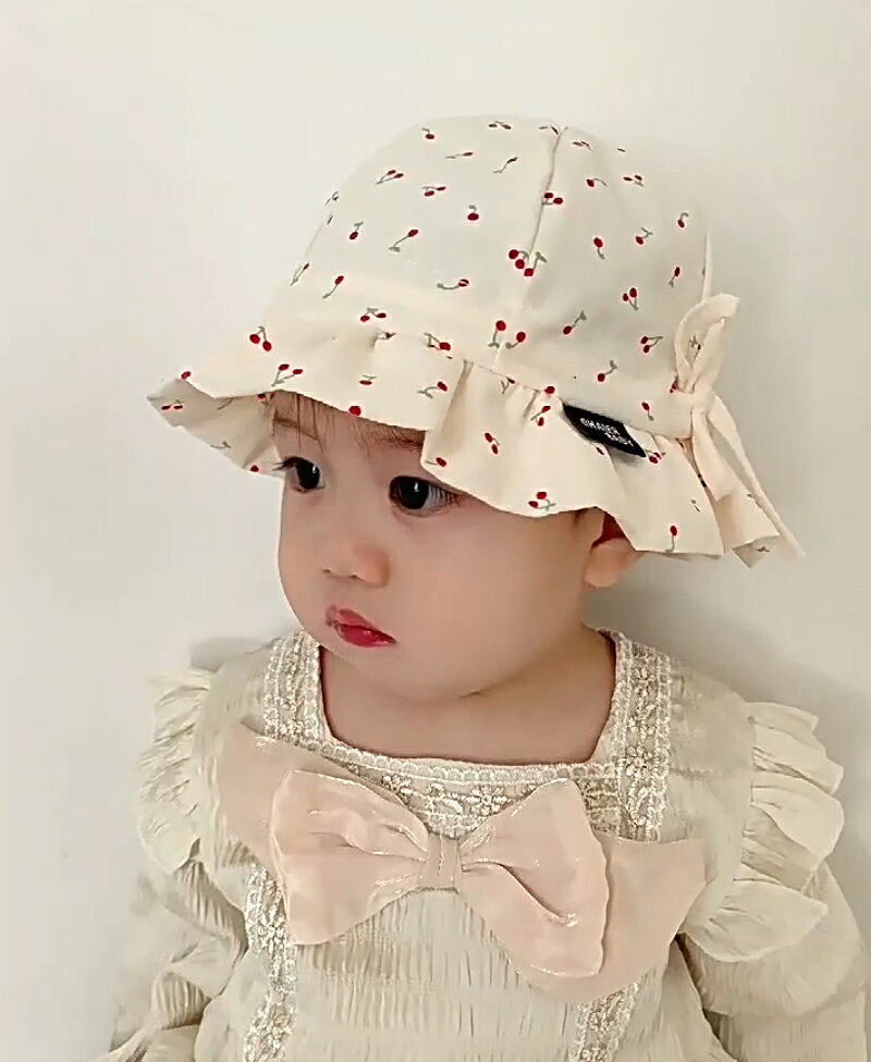 ベビー帽子 UVカット 日除け ハット こども服 ベビー キッズ 帽子 サンハット 赤ちゃん 女の子 日よけ帽子 折りたたみ キャップ こども フリーサイズ チェリー柄 かわいい 韓国 春 夏 海 収納 出産祝い 内祝い プレゼント 0才 1才 2才 おしゃれ 送料無料