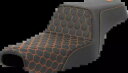 Saddlemen ステップアップ オレンジ ハニカム ゲル シート 2004-22 ハーレー スポーツスター 3.3G に適合 Saddlemen Step Up Orange Honeycomb Gel Seat fits 2004-22 Harley Sportster 3.3G