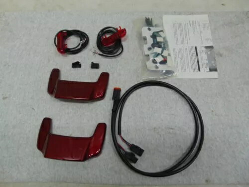 ハーレーダビッドソン レッドホットサングロ LED サドルバッグ蓋スポイラーキット 93-13 58606-09CYS Harley Davidson Red Hot Sunglo LED Saddlebag Lid Spoilers Kit 93-13 58606-09CYS