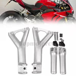 乗客シルバーリアフットペグブラケットペダル 2018-2020 ドゥカティパニガーレ V4/S Passengers Silver Rear FootPeg Bracket Pedal For 2018-2020 Ducati Panigale V4/S