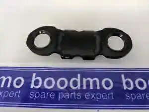 MAHINDRA KUV 100、KUV 100、KUV 100 F/L 用ブラケット - 0401EBC00171N Bracket for MAHINDRA KUV 100, KUV 100, KUV 100 F/L - 0401EBC00171N