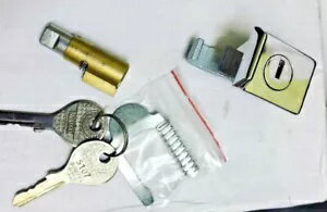 VESPA ツールボックスロック＆ステアリングロック キー2本付きセット スプリントラリー VBB VESPA SET OF TOOL BOX LOCK & STEERING LOCK WITH 2 KEYS SPRINT RALLY VBB