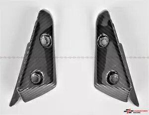 2011-2015 トライアンフ スピード トリプル 1050 フロント フェンダー サイド - 100% カーボンファイバー 2011-2015 Triumph Speed Triple 1050 Front Fender Sides - 100% Carbon Fiber