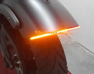 Kawasaki バルカン S LED リアフェンダー ライトバーキット ランブレーキターン スモークレンズ付き Kawasaki Vulcan S LED Rear Fender Light Bar Kit with Run-Brake-Turn - Smoke Lens