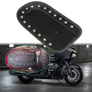 ブラックレザーリアフェンダーよだれかけスタッドソロシートハーレーファットボーイ FLSTF 2007-2017 Black Leather Rear Fender Bib Studs Solo Seat For Harley Fatboy FLSTF 2007-2017