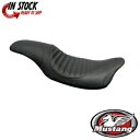 マスタング ファストバック タック アンド ロール シート トリッパー ファストバック 0801-0765 Mustang Fastback Tuck and ...