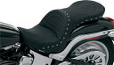 エクスプローラー スペシャル スタッズ付き 2 アップ シート ブラック ゲル サドルメン 8200J 00-07 HD FXSTD 用 Explorer Special Studded 2-Up Seat Black Gel Saddlemen 8200J For 00-07 HD FXSTD