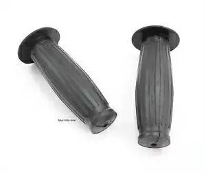 楽天カスタムパーツ WORLD倉庫GT スタイル ブラック クッション付きオートバイ グリップ - 42-28700 GT Style Black Cushioned Motorcycle Grips - 42-28700