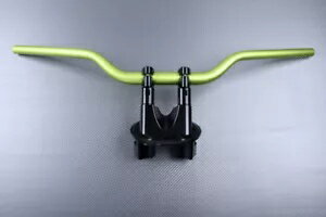 ϥɥĴѥ饤 饤ȥ꡼֥å ޥ TMAX 560 / TECH MAX 2020-2021- Riser for handlebar adjustment light green-black YAMAHA TMAX 560 / TECH MAX 2020-2021-