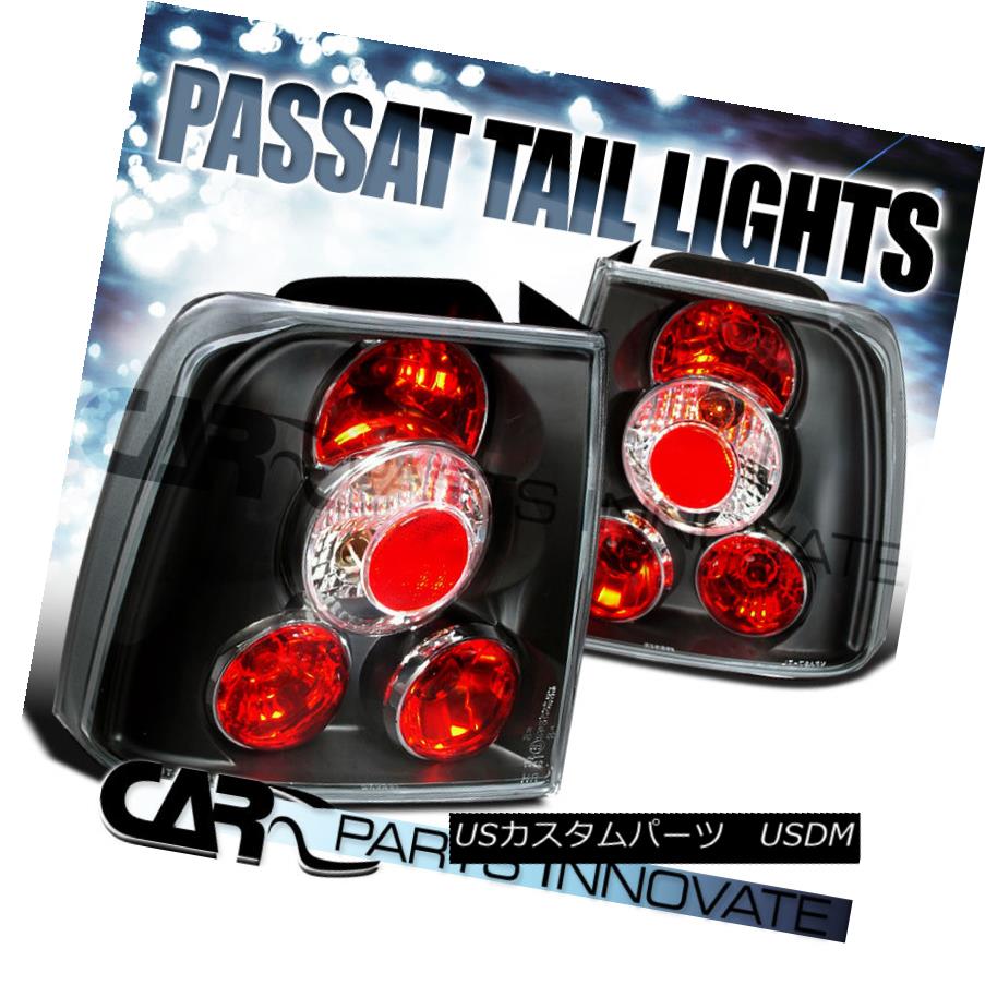 テールライト For 98-01 VW Passat 4Dr Black Clear Tail Lights Rear Brake Parking Lamps Pair 98-01 VW Passat 4Drブラッククリアテールライトリアブレーキパーキングランプペア
