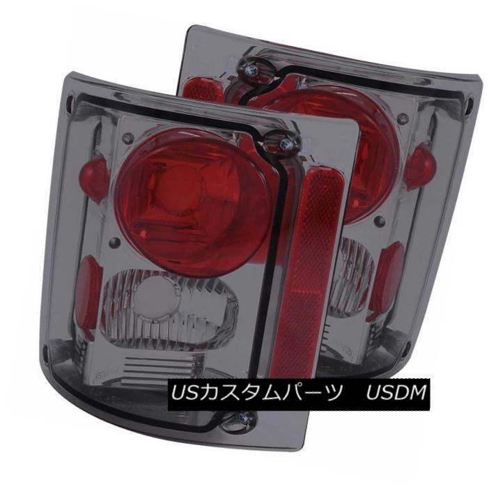 テールライト ANZO 211153 Set of 2 Smoke Tail Lights for C/K Pickup/Suburban/Blazer/Jimmy ANZO 211153 C / Kピックアップ/サブバンク用2煙テールライトセット n / Blazer / Jimmy