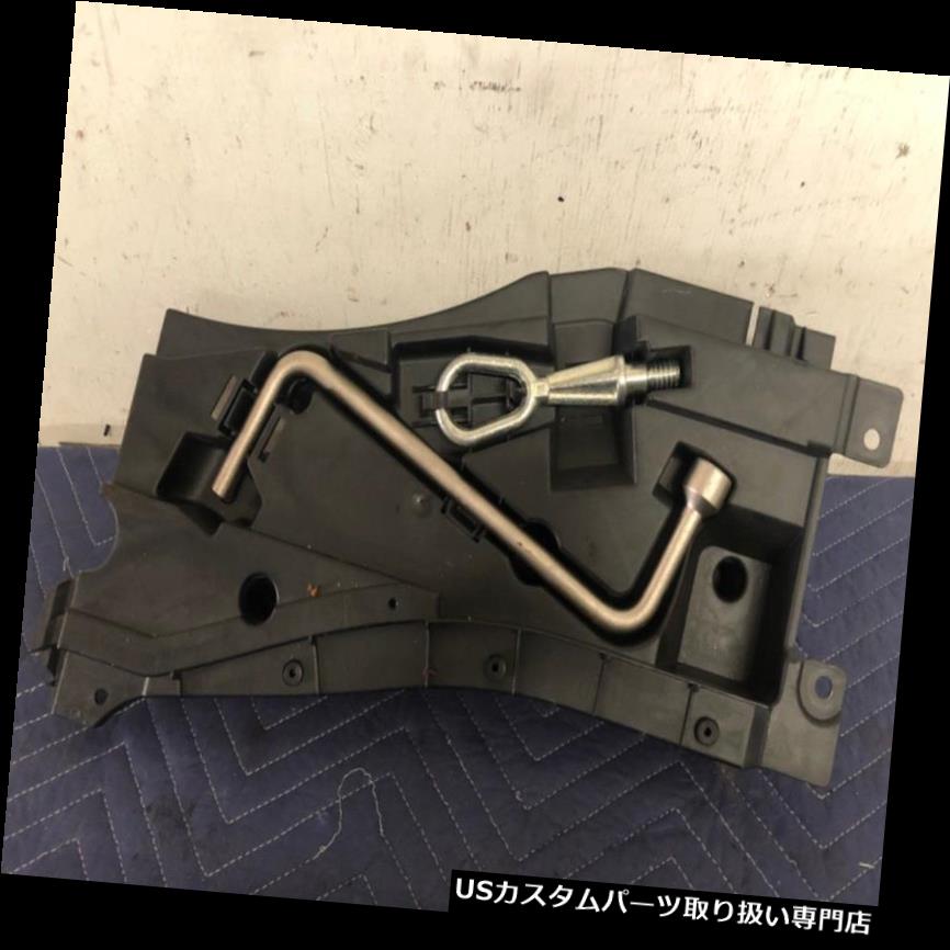 リアーカーゴカバー BMW OEM E53 X5 2000-06リア右側トランク貨物ツールフックレンチキットパネルカバー BMW OEM E53 X5 2000-06 REAR RIGHT TRUNK CARGO TOOL HOOK WRENCH KIT PANEL COVER