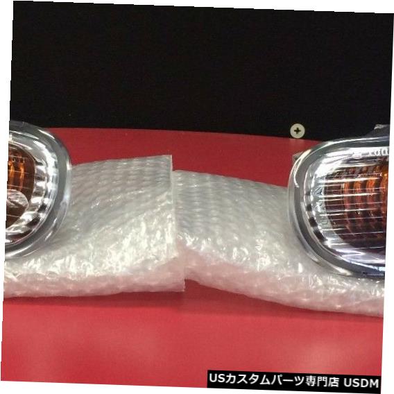 Genuine Toyota 1997-1998 Supra Front Turn Signal Lamp Assembly Set (Brand New)カテゴリTurn Signal Lamp状態新品メーカー車種発送詳細送料一律 1000円（※北海道、沖縄、離島は省く）商品詳細輸入商品の為、英語表記となります。 Condition: New Brand: Toyota Placement on Vehicle: Front, Right Manufacturer Part Number: 81510-80086 + 81520-80086 Country/Region of Manufacture: Japan Other Part Number: 81510-80086 + 81520-80086 UPC: Does not apply※以下の注意事項をご理解頂いた上で、ご購入下さい※■海外輸入品の為、NC,NRでお願いいたします。■商品の在庫は常に変動いたしております。ご購入いただいたタイミングと在庫状況にラグが生じる場合がございます。■商品名は英文を直訳で日本語に変換しております。商品の素材等につきましては、商品詳細をご確認くださいませ。ご不明点がございましたら、ご購入前にお問い合わせください。■フィッテングや車検対応の有無については、基本的に画像と説明文よりお客様の方にてご判断をお願いしております。■取扱い説明書などは基本的に同封されておりません。■取付並びにサポートは行なっておりません。また作業時間や難易度は個々の技量に左右されますのでお答え出来かねます。■USパーツは国内の純正パーツを取り外した後、接続コネクタが必ずしも一致するとは限らず、加工が必要な場合もございます。■商品購入後のお客様のご都合によるキャンセルはお断りしております。（ご注文と同時に商品のお取り寄せが開始するため）■お届けまでには、2〜3週間程頂いております。ただし、通関処理や天候次第で遅れが発生する場合もございます。■商品の配送方法や日時の指定頂けません。■大型商品に関しましては、配送会社の規定により個人宅への配送が困難な場合がございます。その場合は、会社や倉庫、最寄りの営業所での受け取りをお願いする場合がございます。■大型商品に関しましては、輸入消費税が課税される場合もございます。その場合はお客様側で輸入業者へ輸入消費税のお支払いのご負担をお願いする場合がございます。■輸入品につき、商品に小傷やスレなどがある場合がございます。商品の発送前に念入りな検品を行っておりますが、運送状況による破損等がある場合がございますので、商品到着後は速やかに商品の確認をお願いいたします。■商品説明文中に英語にて”保証”に関する記載があっても適応されませんので、ご理解ください。なお、商品ご到着より7日以内のみ保証対象とします。ただし、取り付け後は、保証対象外となります。■商品の破損により再度お取り寄せとなった場合、同様のお時間をいただくことになりますのでご了承お願いいたします。■他にもUSパーツを多数出品させて頂いておりますので、ご覧頂けたらと思います。■USパーツの輸入代行も行っておりますので、ショップに掲載されていない商品でもお探しする事が可能です!!また業販や複数ご購入の場合、割引の対応可能でございます。お気軽にお問い合わせ下さい。【お問い合わせ用アドレス】　usdm.shop@gmail.com&nbsp;