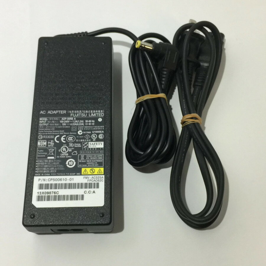 【中古】FUJITSU 純正 ACアダプタ FMV-AC325A LIFEBOOK A550/A A550/B NB90L/W AH700 A572/E A573/G FMVA0200D/A743/G WA3/C2 WA2/C2 AH53/C2対応 動作品 コネクタサイズ約5.5mm 2.5mm