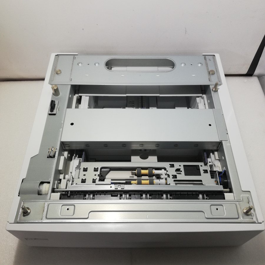 EPSON LPA3CZ1C12 増設1段カセットユニット 対応機種: LP-S8160 / LP-S7160 / LP-S6160 / LP-M8160 / LP-M8040 シリーズ