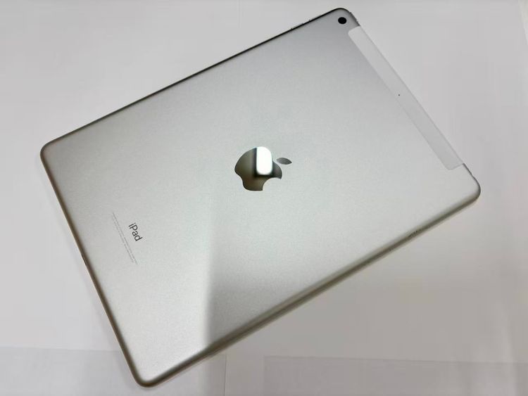 【中古Sランク】SIMフリー iPad (第6世代) Wi-Fi+Cellular 32GB [MR6P2J/A] シルバー