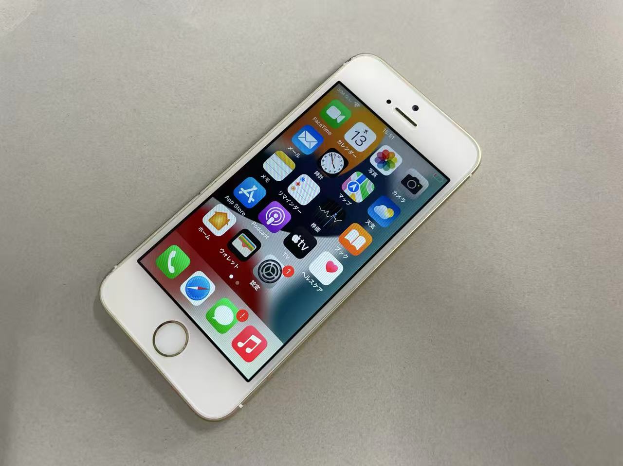 楽天市場】iphonese 第一世代 中古の通販