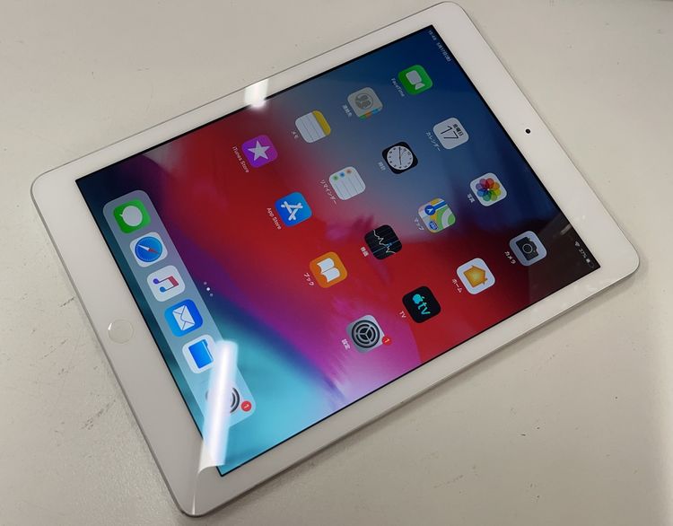 【中古A】AU iPad Air Wi-Fi+Cellular 16GB シルバー ME995JA/A