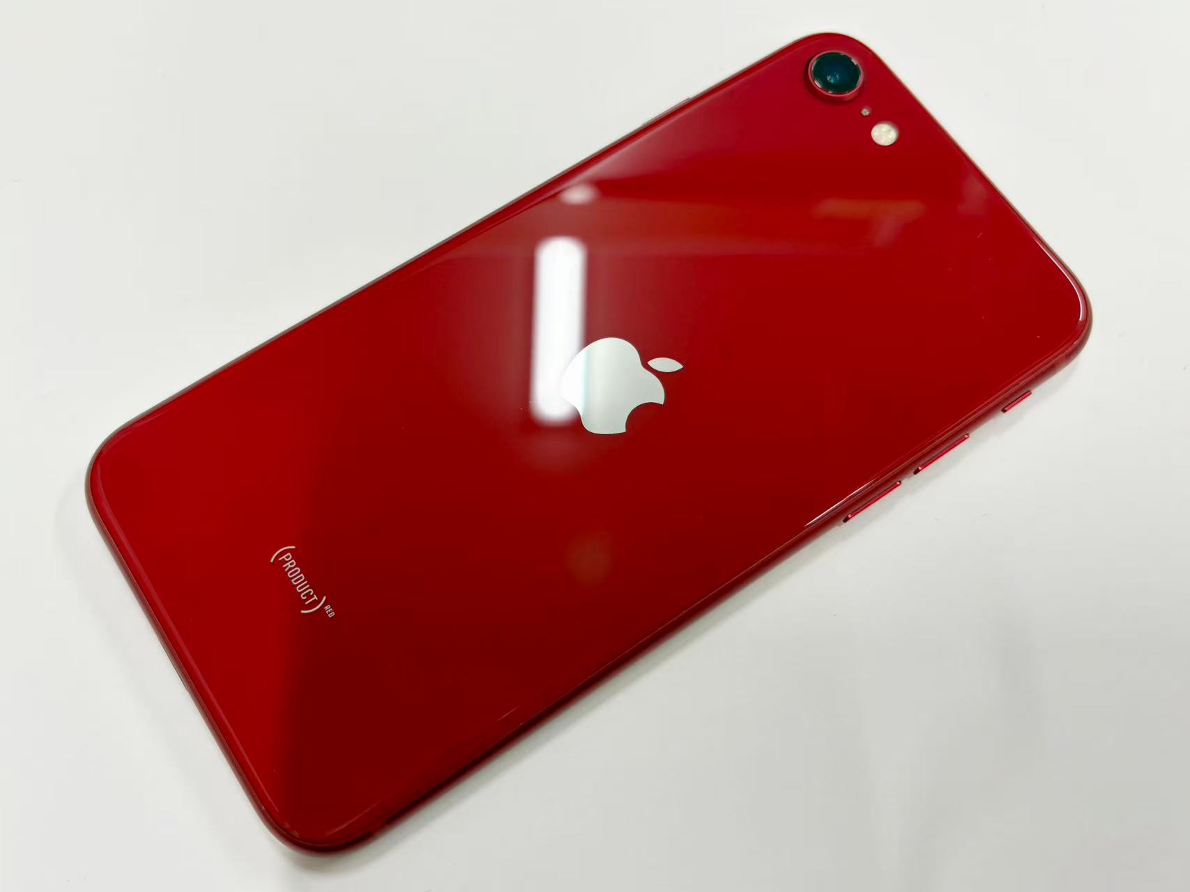 セイモバイル★バッテリー90%以上 SIMフリー iPhone SE3 64GB レッド