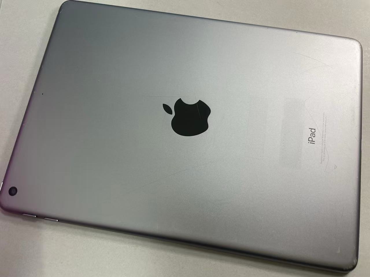 セイモバイル★【中古Bランク】iPad (第6世代) Wi-Fi 32GB [MR7F2J/A] スペースグレー