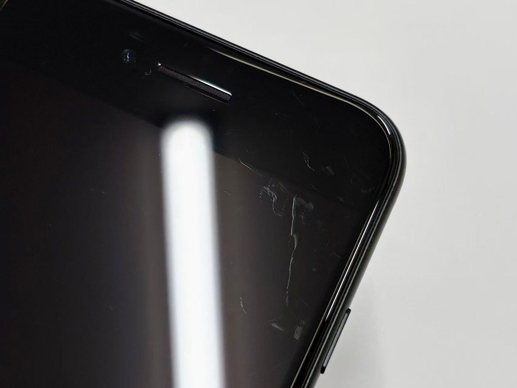 セイモバイル★【中古Bランク】SIMフリー iPhoneSE2 64GB ブラック - Image 3