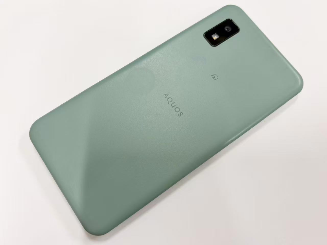 楽天市場】AQUOS（通信事業者ワイモバイル）（スマートフォン本体