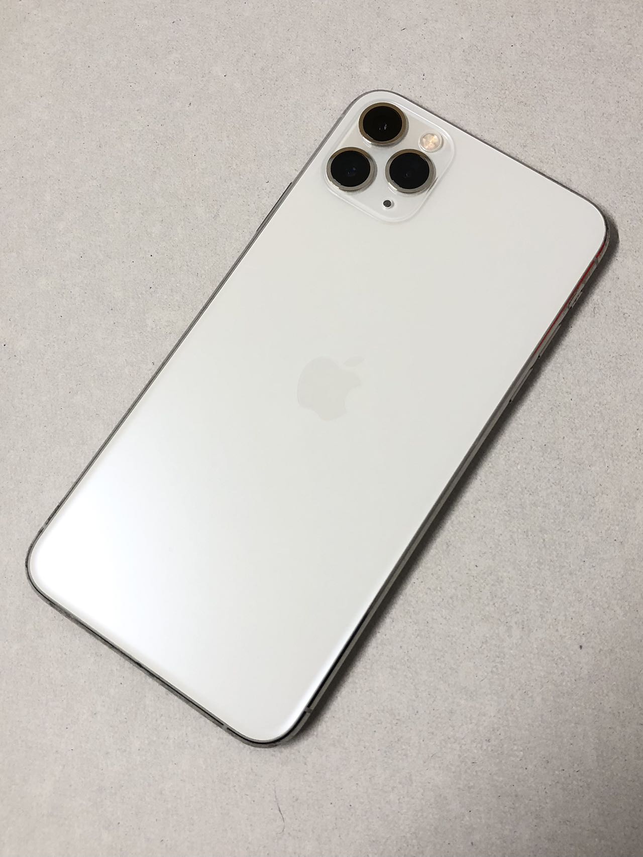 未使用未開封 iPhone11proMax本体 楽天市場】iphone 11 pro max 64gb 未開封の通販