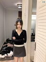 セーター ニット レディース ピュア デザイア スタイルの フェイク ツーピース V ネック フード 付き 長袖 トップス、 レディース 春 夏 2025新 スタイル スリムフィット セーター|詳細画像