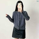 レディース ニット セーター 春の新作デザインの女性用ニットカーディガン。繊細な花柄が施された薄手の純羊毛素材で、丸 c襟が特徴。ざっくりとした編み目がさりげな...
