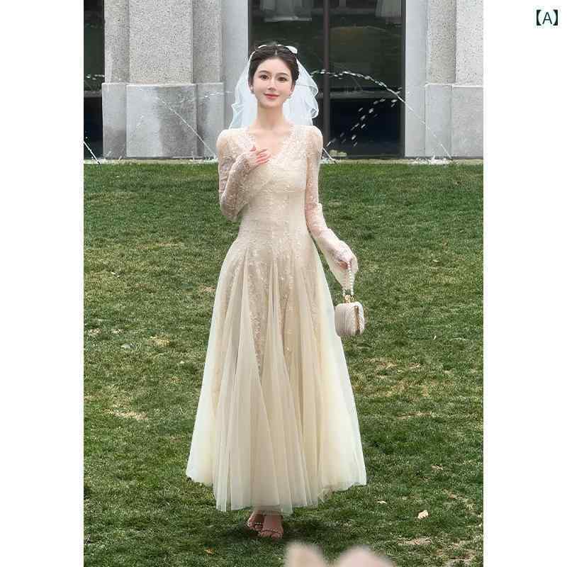 ワンピース ドレス レディース 2025年春、LILI一家举办结婚仪式，她穿着一条法式风格、镶有蕾丝的白色长连衣裙。