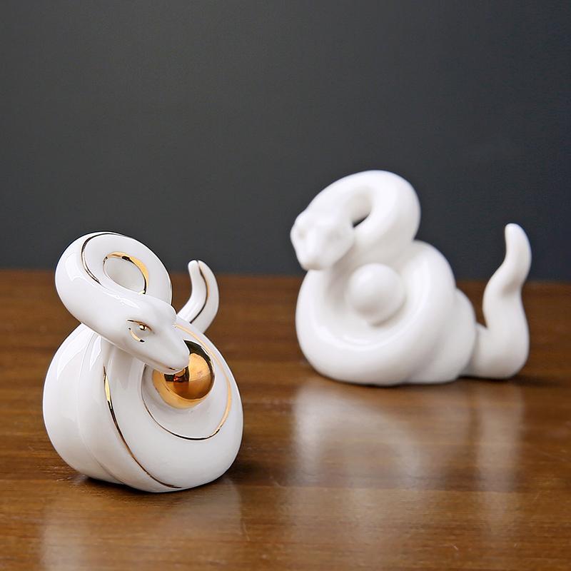 ホビー 雑貨 装飾品 陶器製 十二支 蛇 飾り 幸運の かわいい ギフト 年 マスコット