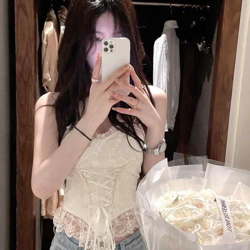 インナー　レース　キャミソール 魅惑的 ホット ガール フィッシュボーン フレンチ 美しい レースの 小さい キャミソール トップ 胸 パッド 付き ベスト 夏に 外で 着用 する 女性用