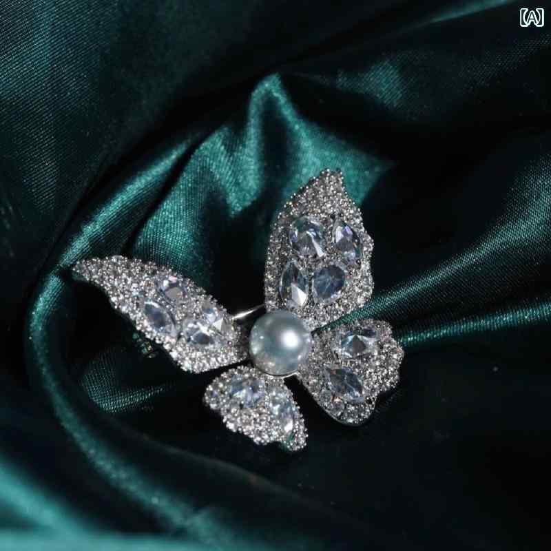 シンガポール chomelkey 高級 パール 蝶 ブローチ レディース コサージュ 秋冬 アクセサリー(4)