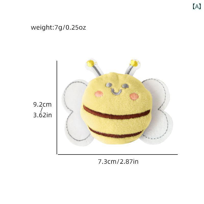 ぬいぐるみ　アクセサリー　かわいい ぬいぐるみの 蜂の ブローチ かわいい 学生 人形 ピン 服 バッグ 装飾 ペンダント アクセサリー