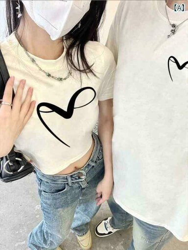 カップル ユニセックス ウェア で 異なる ホット ガール カップル Tシャツ 2025 夏の 半袖 トップス 1つは 長いと 1つの 短い カップル ユニセックス ウェア で 異なる ホット ガール カップル Tシャツ 2025 夏の 半袖 トップス 1つは 長いと 1つの 短い
