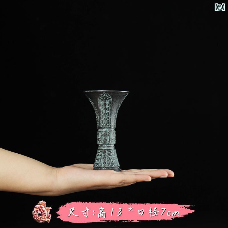 アンティーク 雑貨 飾り アンティークブロンズ フラワー ゴブレット 銅製 ホームデコレーション ギフト 花瓶 インサート 映画や テレビの ウェディング 小道...