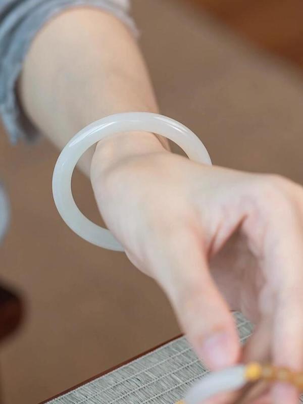 ブレスレット レディース クラシック 新 疆 和田 翡翠 ブレスレット（ 証明 書 付き） 天然 羊 脂級 白..