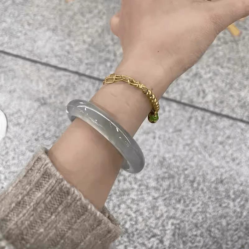 ブレスレット レディース クラシック ビルマ 産 氷 花 翡翠 ブレスレット 清水 産 氷 翡翠 ブレスレット 女性用 楊 緑 皇 妃 ブレスレット 翡翠 ブレ...