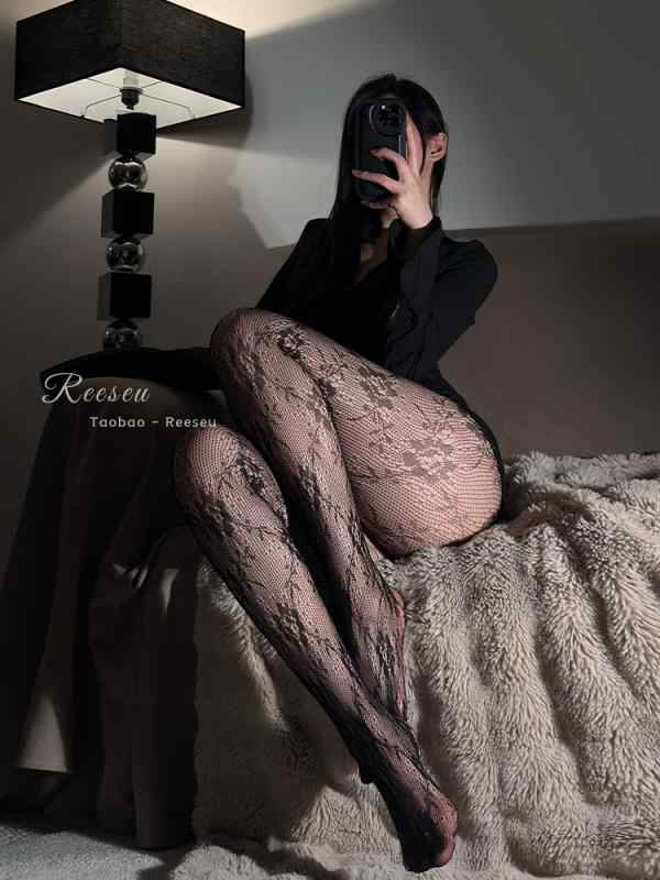 ストッキング レディース 秋 レトロな 花の つる JK 網 タイツ、 レースストッキング、 黒 シルク 中空..