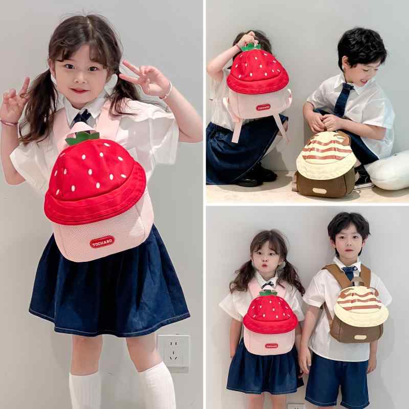 子供用リュック かわいい イチゴの 子供用 バック パック 2025年新 幼稚園小 クラス 女の子用小さな ス..