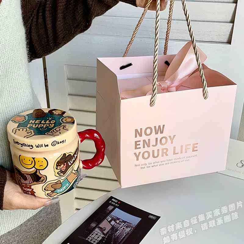 かわいい マグカップ 小さな デザインと 価値の 高い 子 犬用 マグカップ、 蓋と スプーン 付き、 オフ..