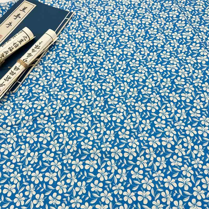 生地 中国 風の 藍と 白の 磁器 模様の 暗号化 された 綿と 麻の 生地の テーブル クロス ソファ カー..