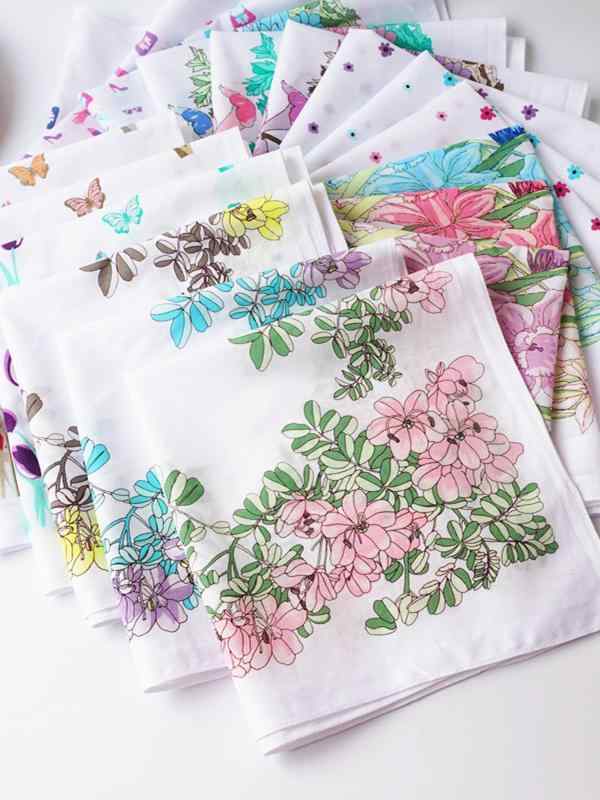 ハンカチ レディース 小さな 傷、 輸出 スタイル、 柔らかく、 軽量、 吸 汗性、 白い プリント、 爽 やかで シンプルな 女性用 純 綿 ハンカチ、 汗を 拭う のに 最適です。