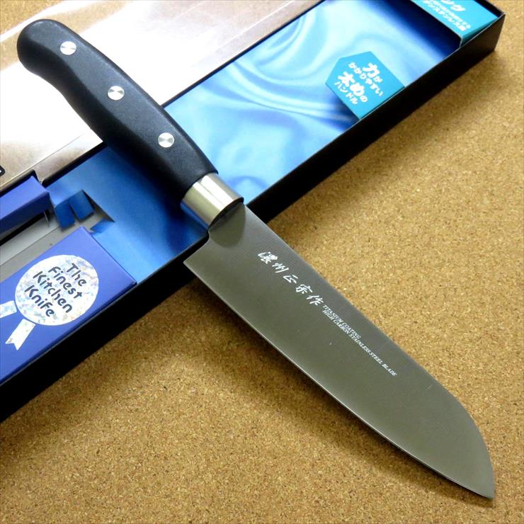 関の刃物 小三徳包丁 15cm (150mm) 濃州正宗作 モリブデンステンレス刃物鋼 チタンコーティング ポリプロピレン樹脂ハンドル 一般的家庭用 肉切り 魚の処理 野菜切りなど多種多様な両刃万能包丁 通常より小ぶりのため手の小さい方にお勧め 文化包丁 国産日本製