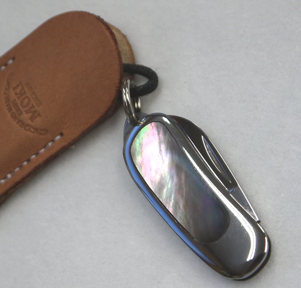 MOKI　モキTS-103　ペンダントナイフ黒パール